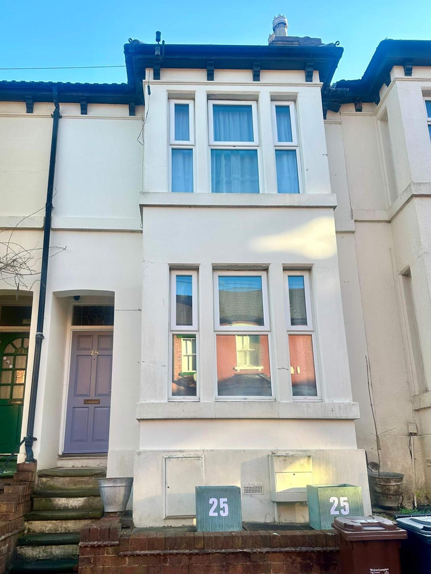 4 Bed Homely Retreat - Wolverhampton Kültér fotó